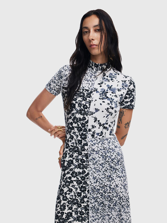 Dress with floral print - 3