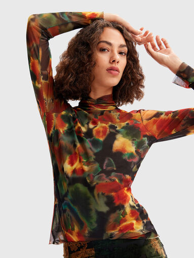 Blouse with low polo collar  - 4