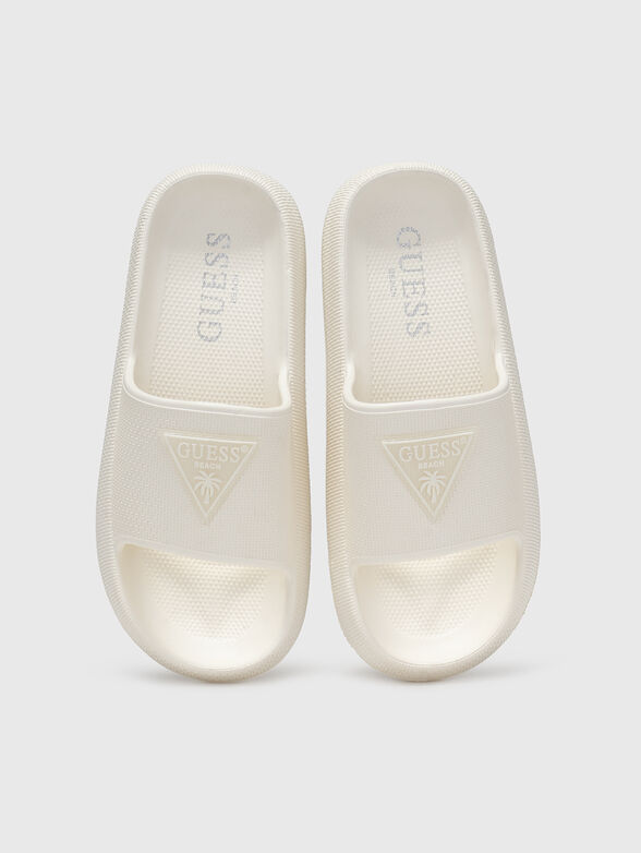 Beach slippers with a triangular logo - 6