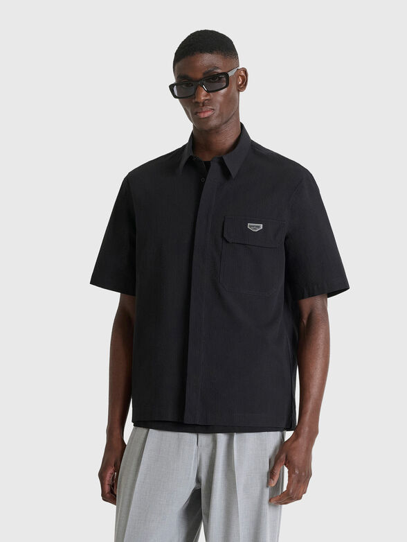 VIENNA short-sleeved shirt with accent pocket  - 1