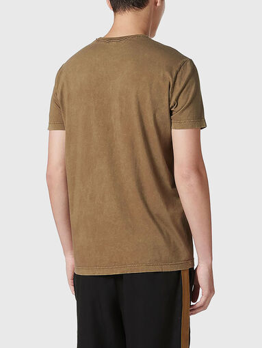 T-shirt with oval neckline - 3