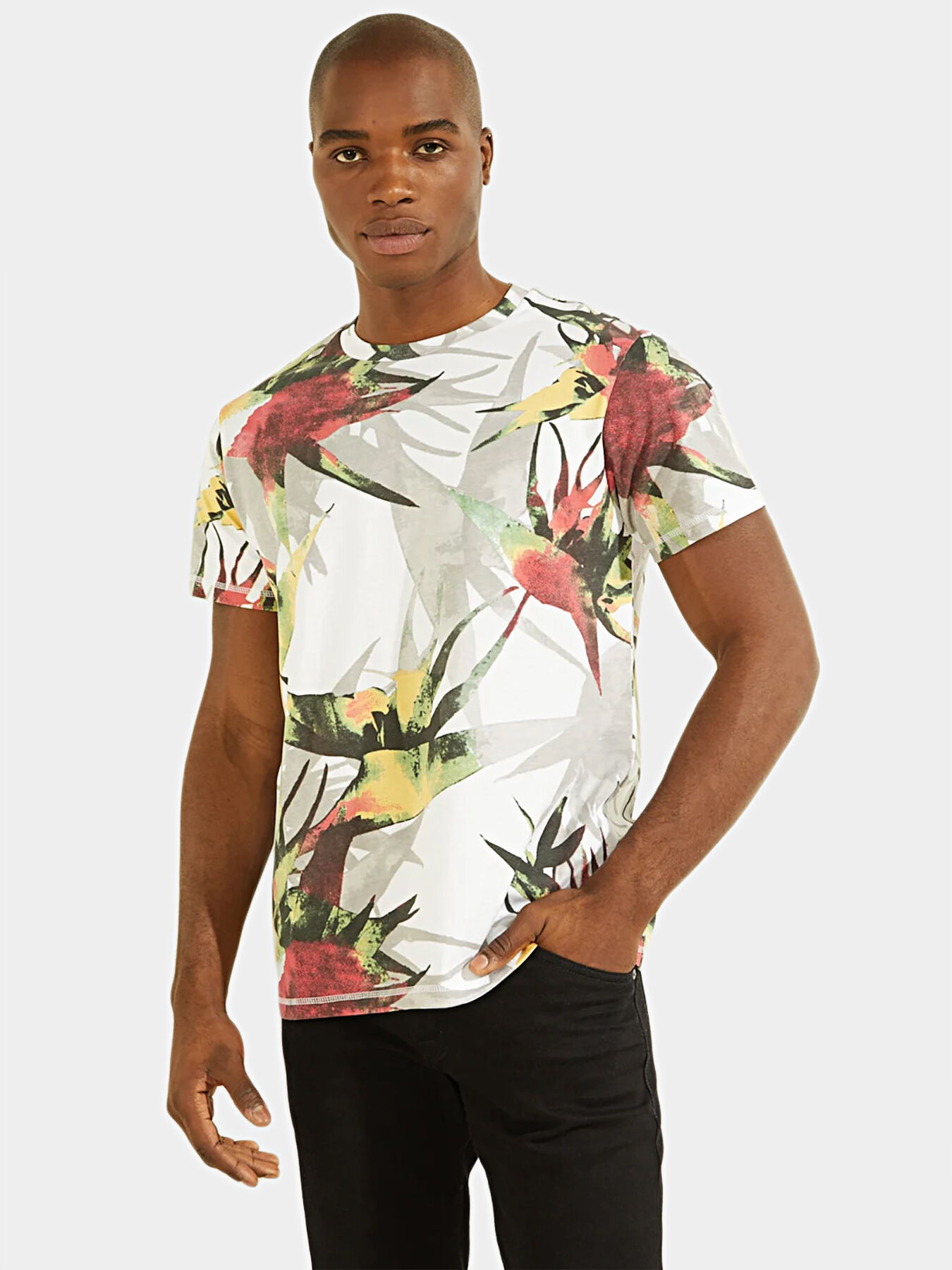 STRELY T shirt with floral print brand GUESS Globalbrandsstore en