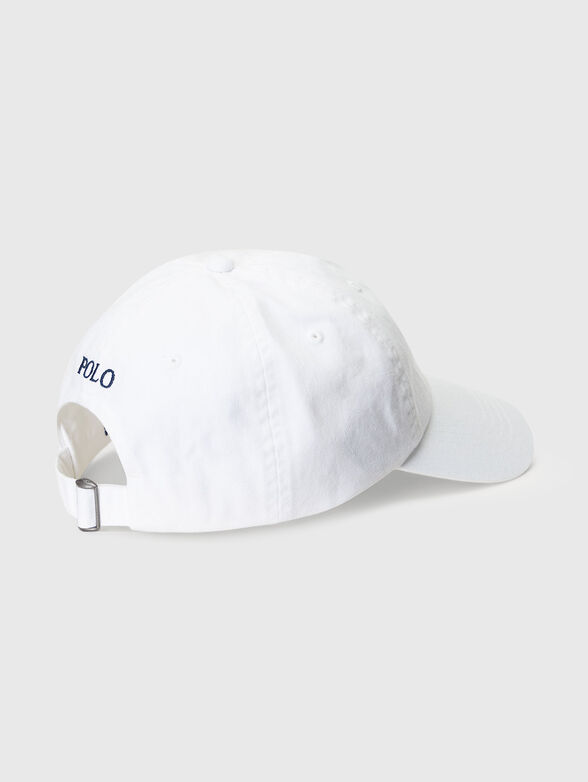 White cap with contrasting logo - 2