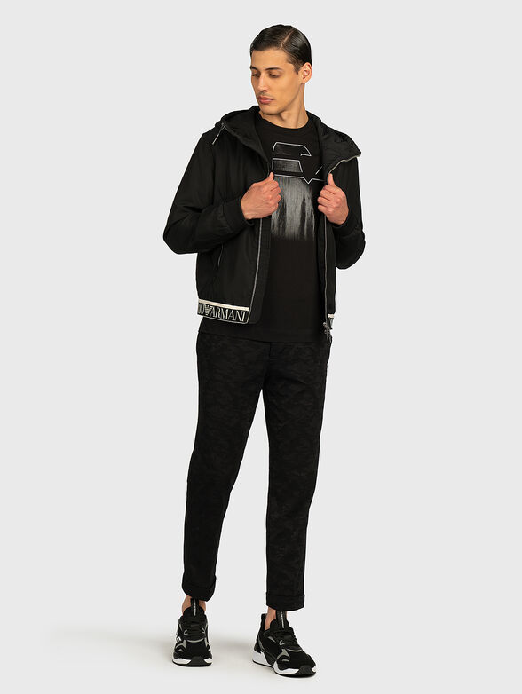 Black t-shirt - 4