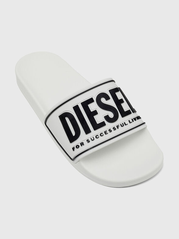 Beach slippers with logo detail - 4