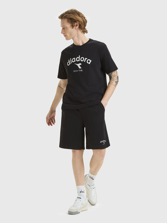 Unisex T-shirt with logo - 4