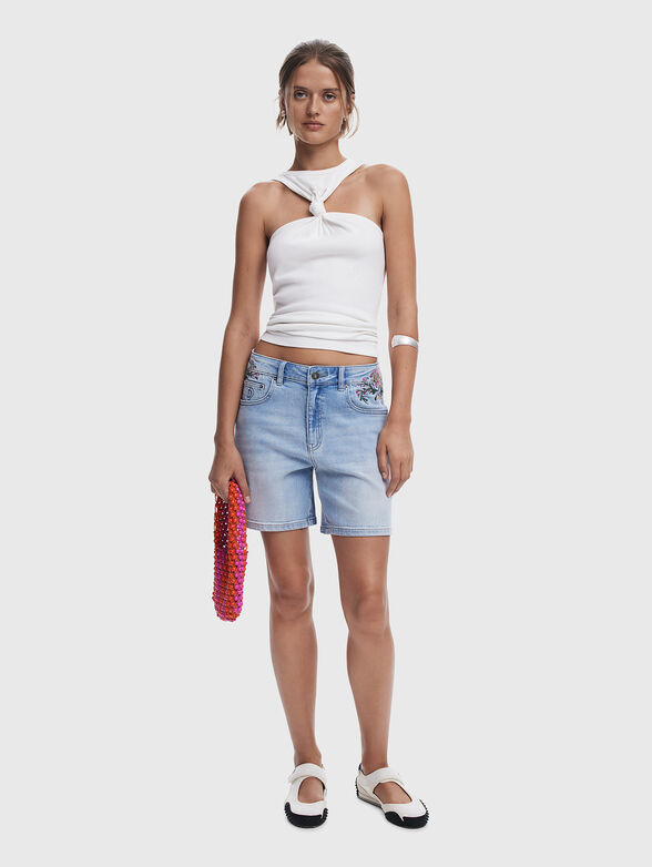 Short denim with floral embroidery - 6