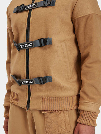 Bomber jacket with accent fastening - 3
