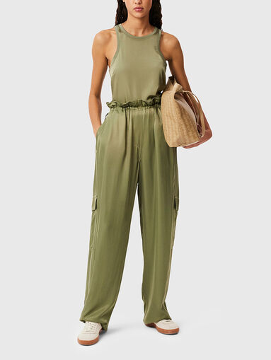 Cargo trousers in green - 5