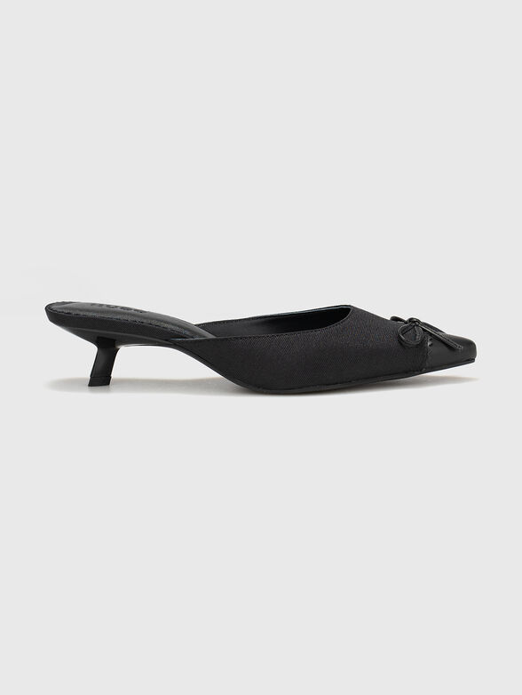 Leather heeled slippers with a bow - 1