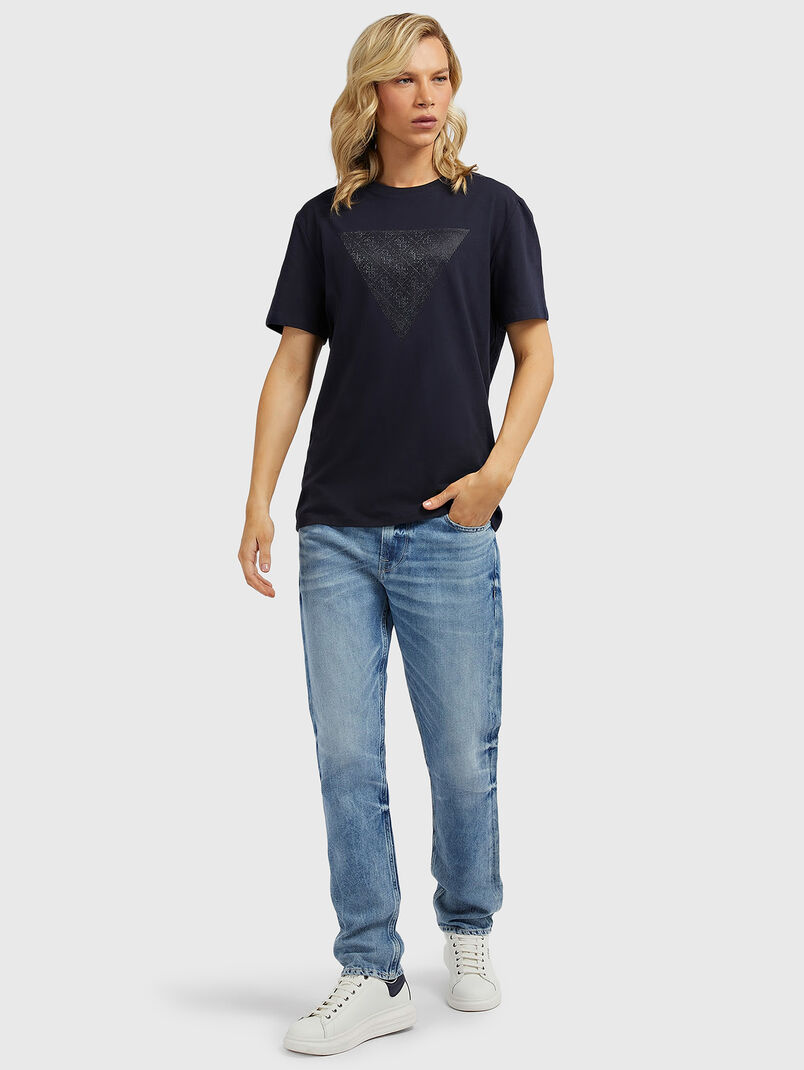 Blue jeans with logo accent - 3