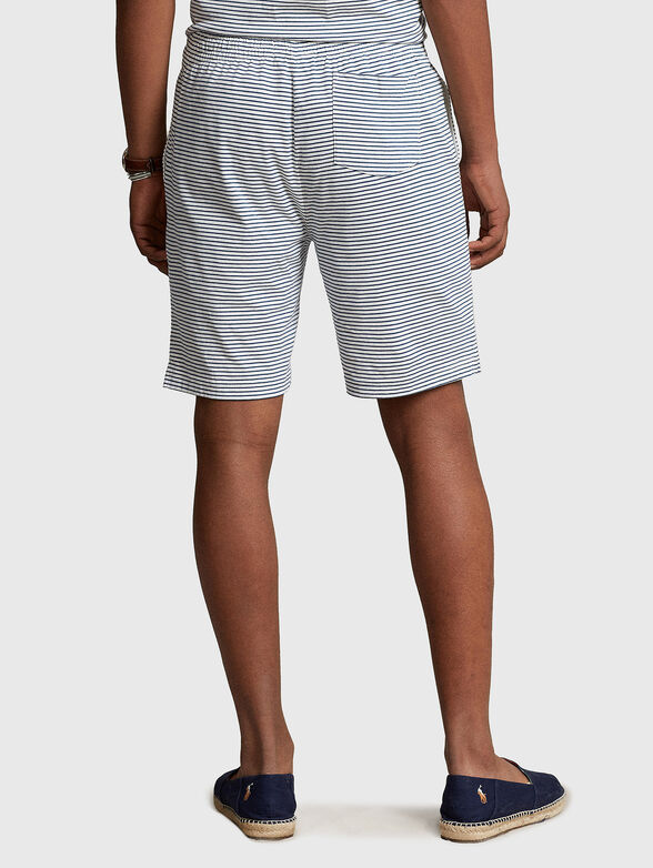 ATHLETIC shorts with striped print - 2