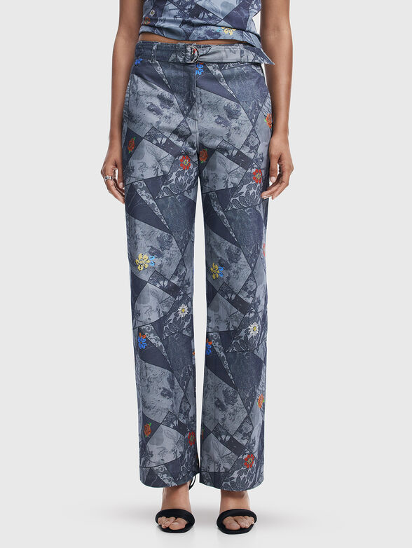 Pants with contrast print - 1