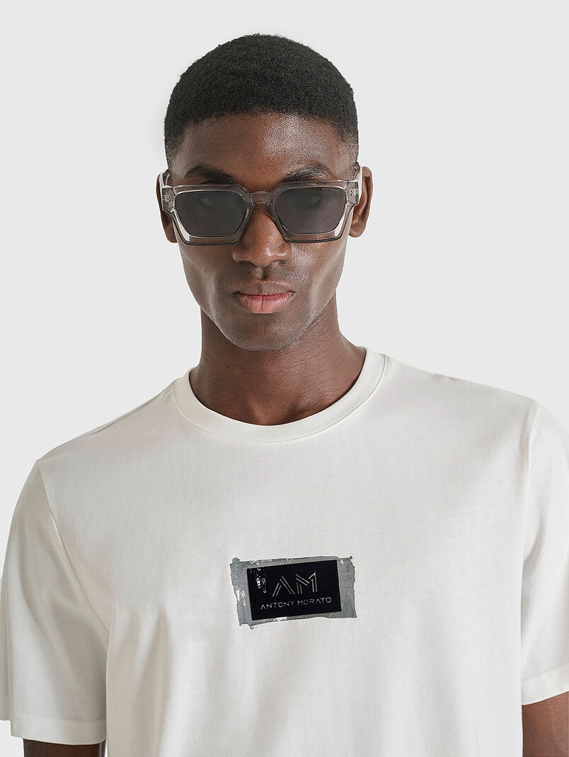 T-shirt with oval neckline - 3