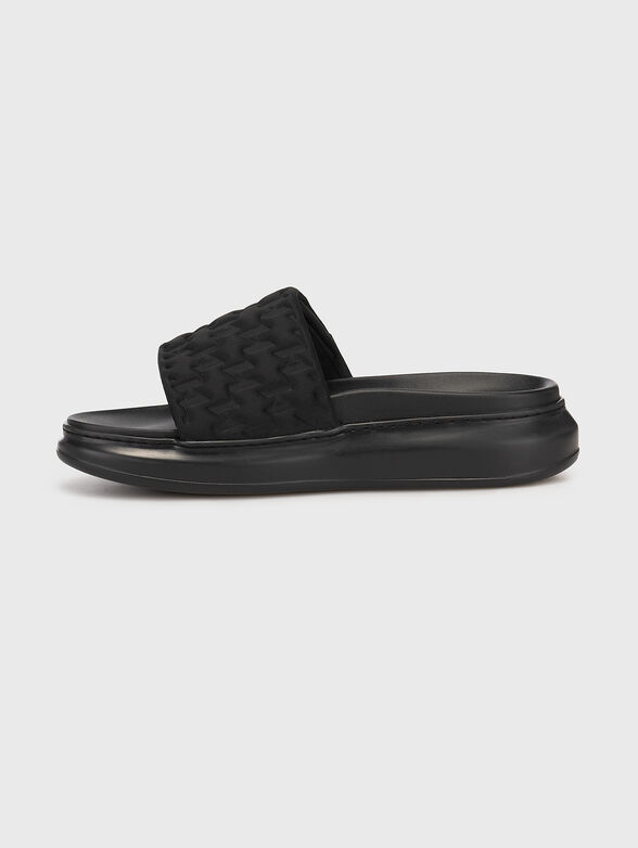 KAPRI black slippers with monogram logo accent - 4