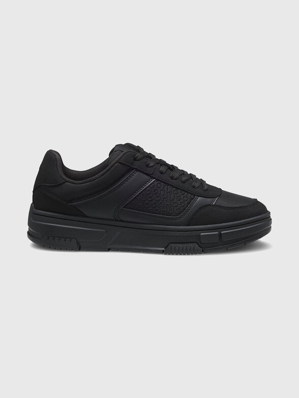Sneakers with a monogram logo  - 1
