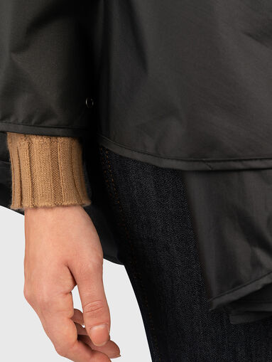 Black raincoat with contrast logo - 3