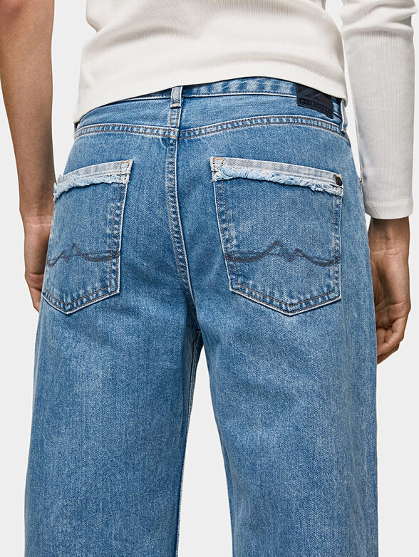 ANI jeans with distressed effect - 4