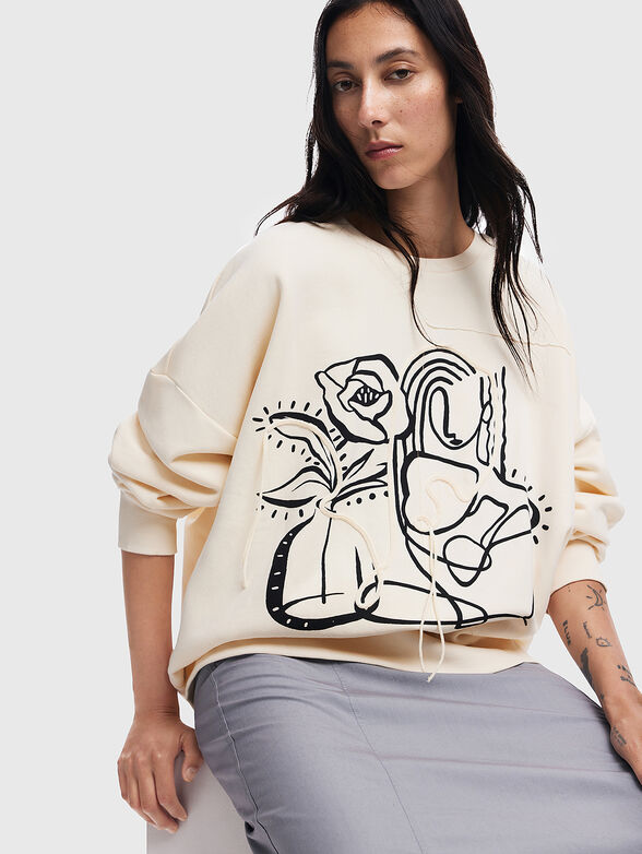 Oversized sweatshirt with contrast print - 4