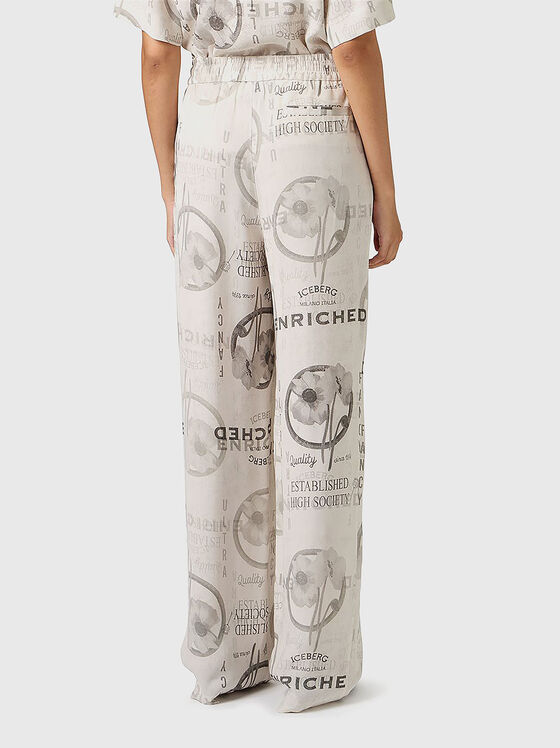 Панталон с широки крачоли и принт - 2