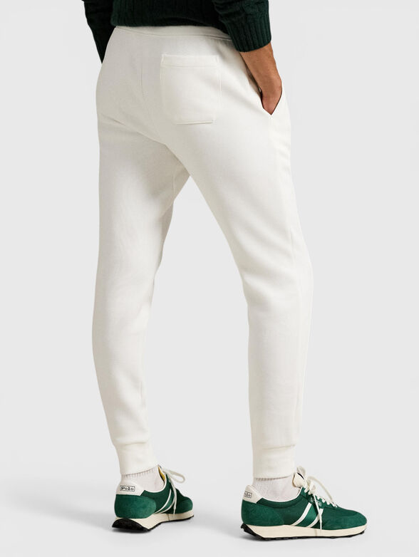 Sport trousers with pockets - 2