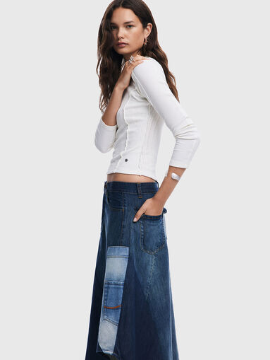 Cotton sweater with oval neckline - 4