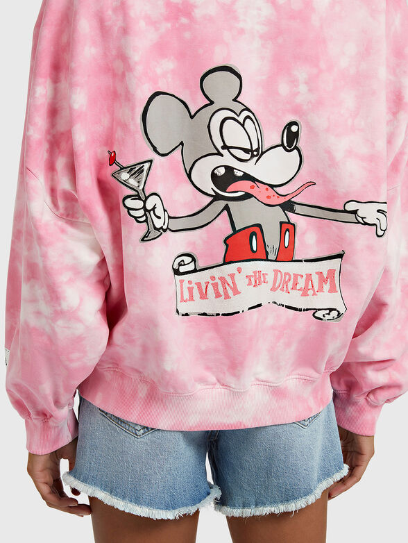 Pink sweatshirt with an accent print - 3
