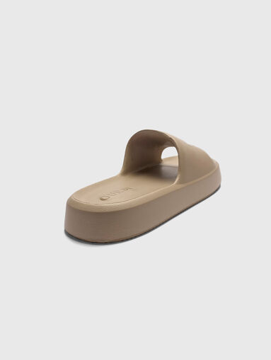 Beach slippers with logo detail - 3