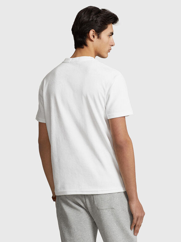 White T-shirt of soft fabric - 3