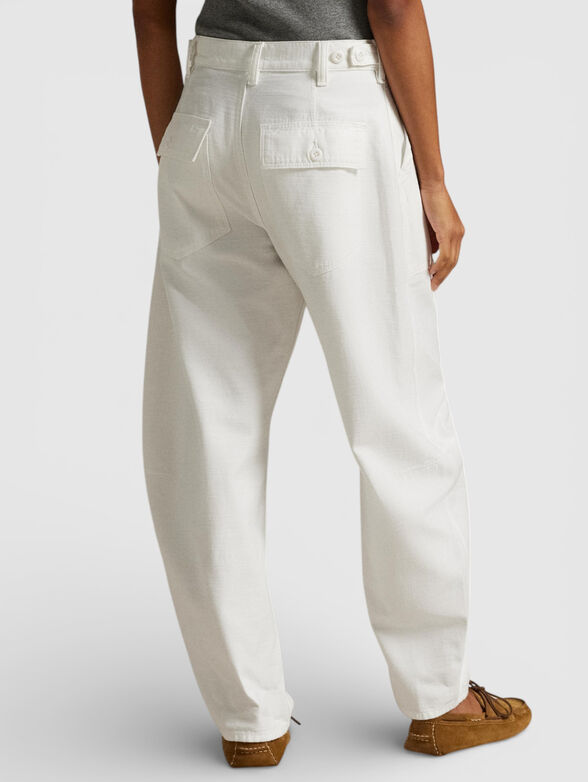 White high-waisted pants - 2