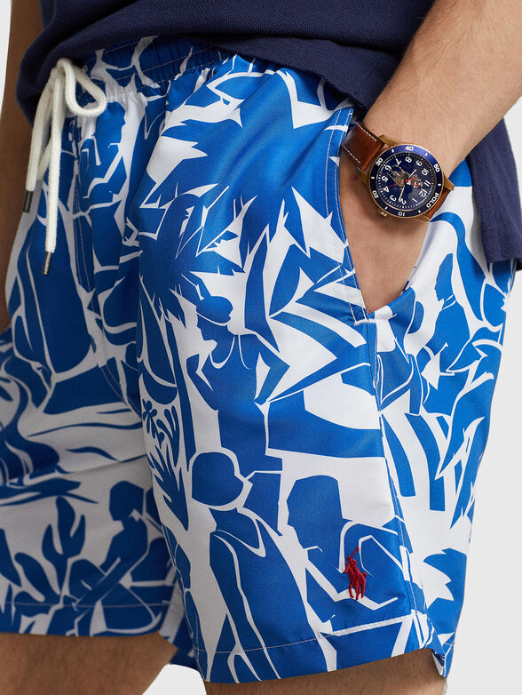 TRAVELER printed beach shorts - 3