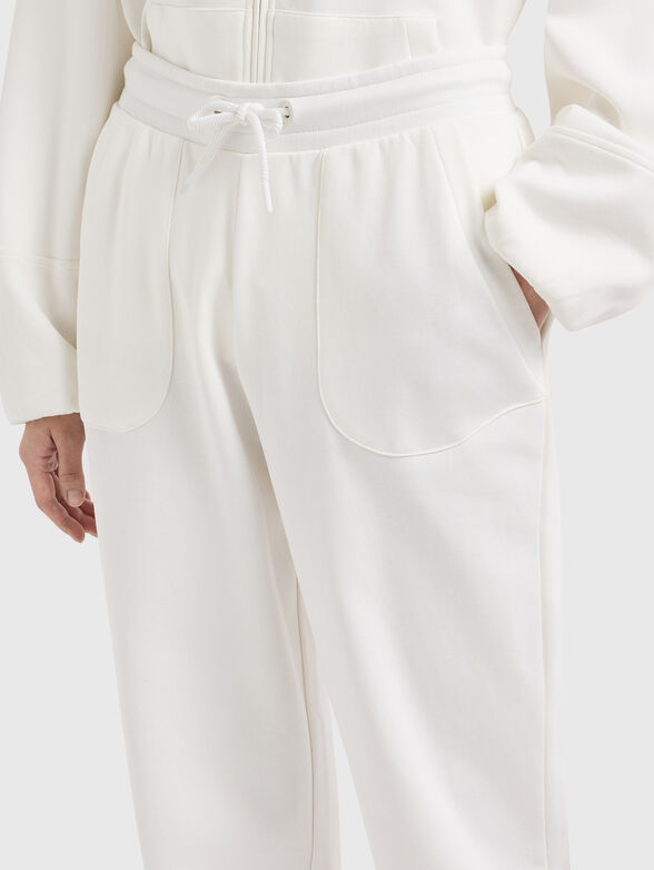White sweatpants - 3