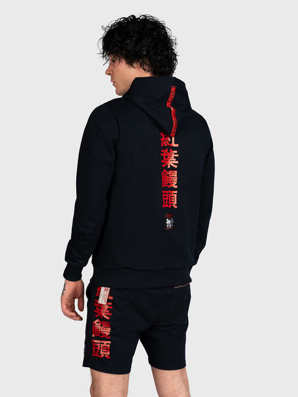 H017 sweatshirt with accent print  - 2