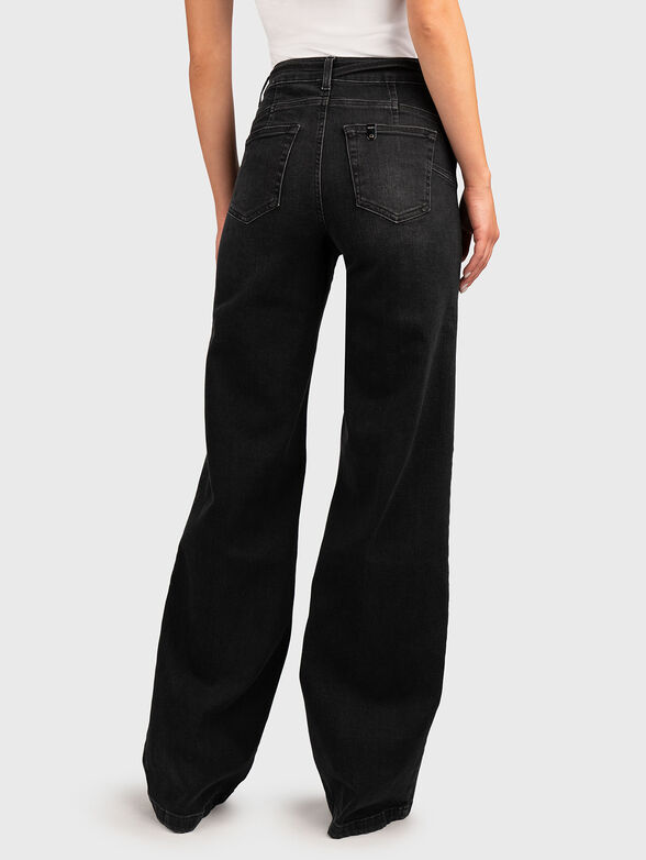 Wide-leg jeans with a belt - 2