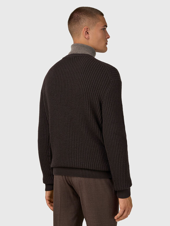 Wool sweater in dark brown - 3