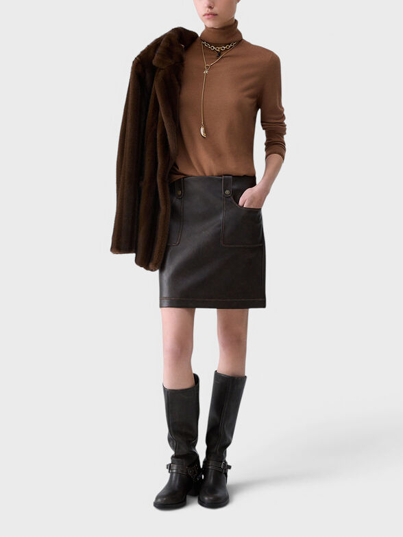 Black sweater made of a viscose blend - 2