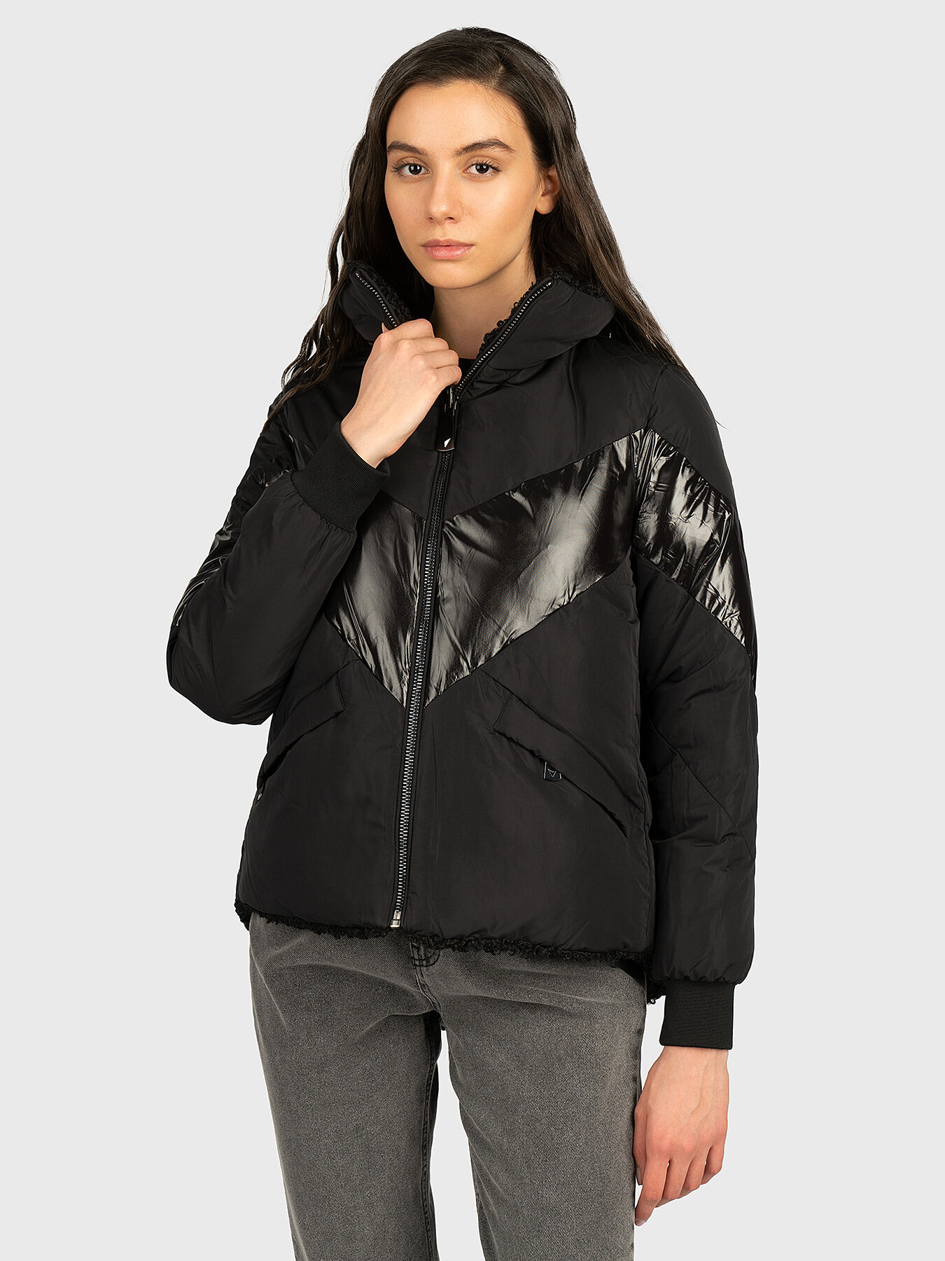 ORIETTA Padded reversible jacket brand GUESS Globalbrandsstore en