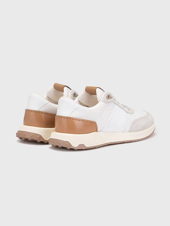 Sports shoes with multicoloured inserts - 2