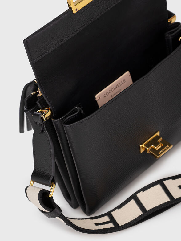 Leather bag in black - 6