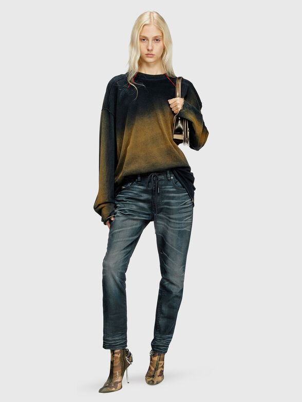 2034 D-KRAILEY-B jeans with washed effect - 4