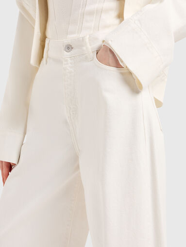 White jeans with wide legs - 4