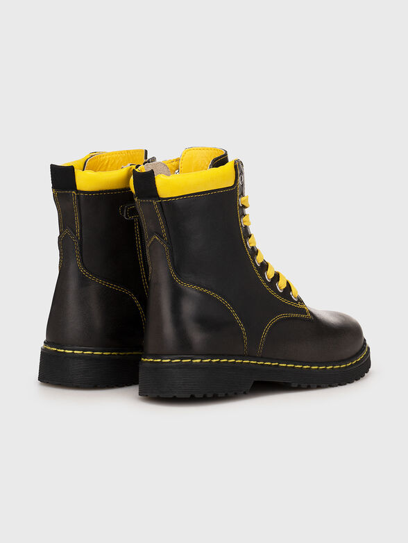 Leather boots with contrasting laces - 3