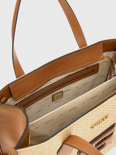 Large bag with logo accent - 5