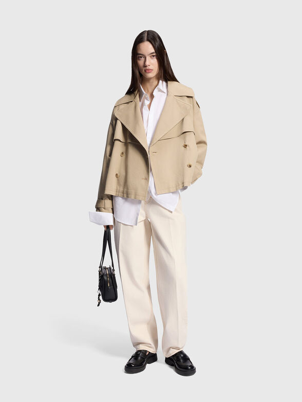 Short trench coat with an accent belt - 2