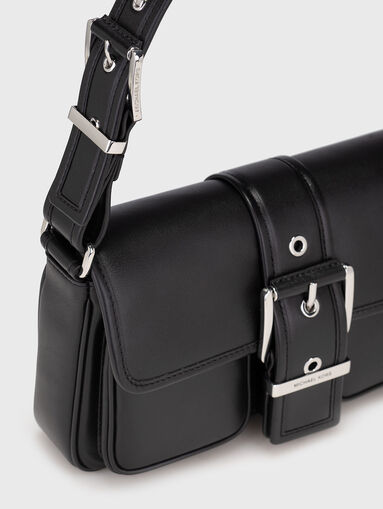 Small leather bag with silver details - 4