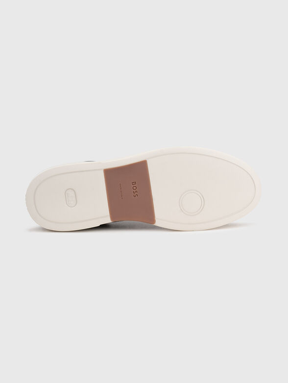 Sports shoes made of leather - 5