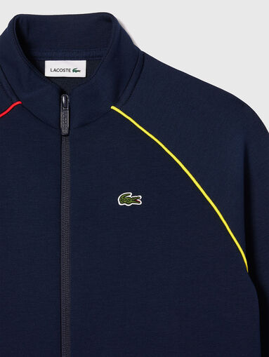 Sweatshirt with contrasting stripes - 4