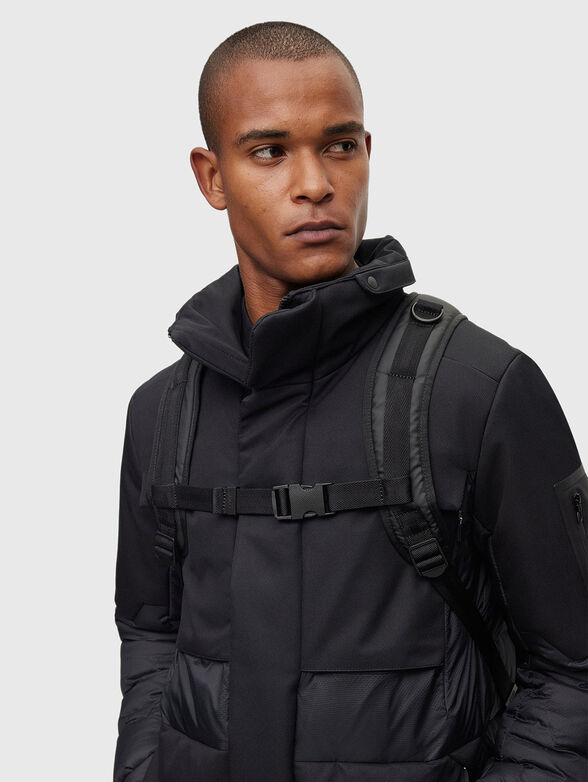 Logo-accent backpack in black - 6