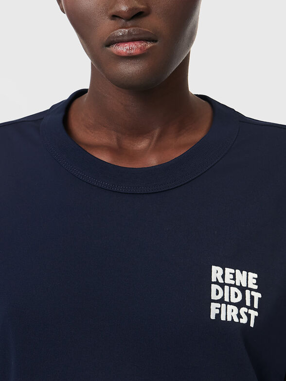 Unisex T-shirt with print on the back - 3