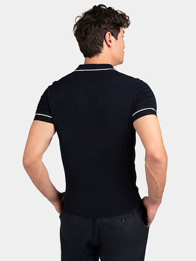 Knitted polo shirt with white accents - 3